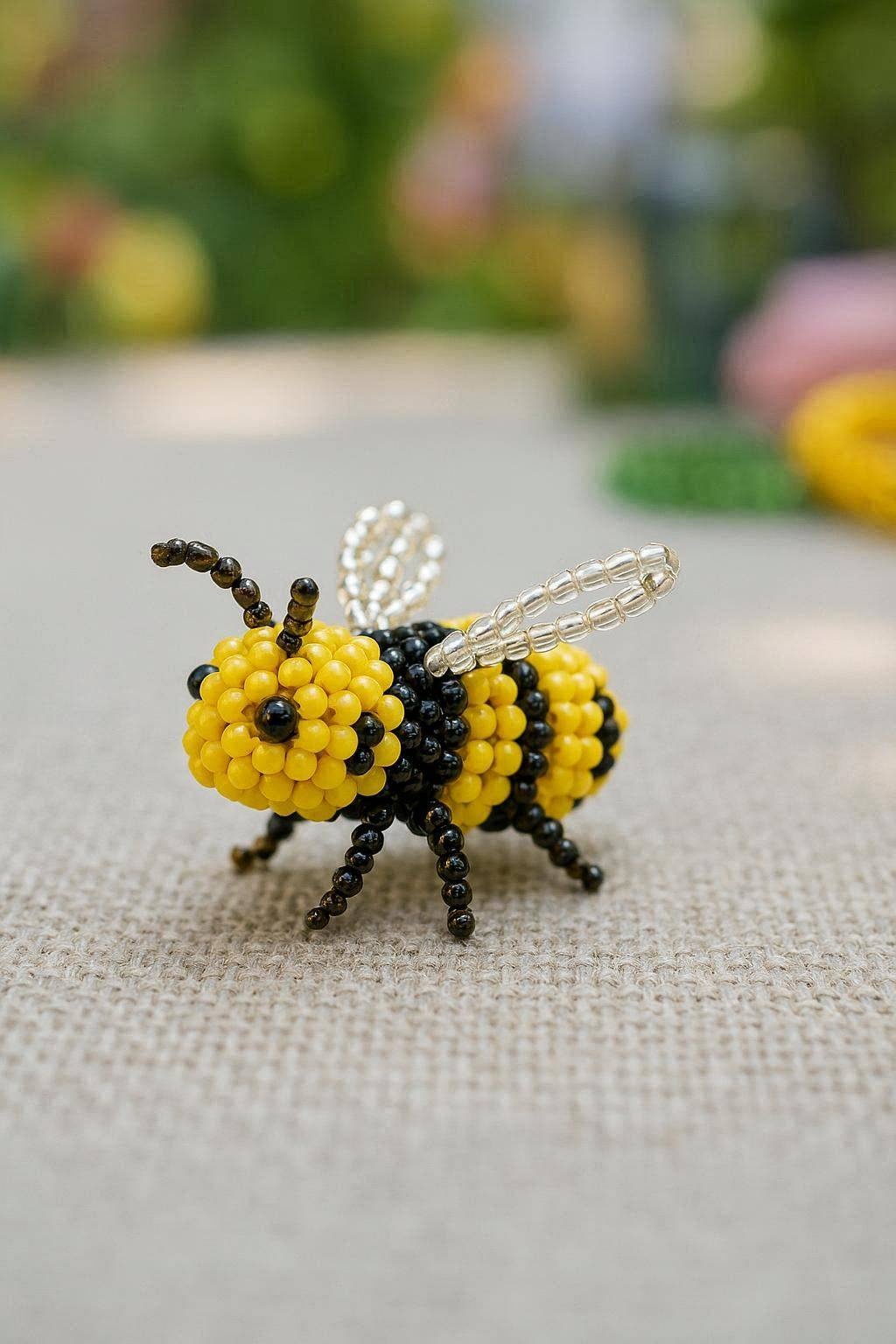 Une abeille décorée de perles : 9 idées créatives à essayer